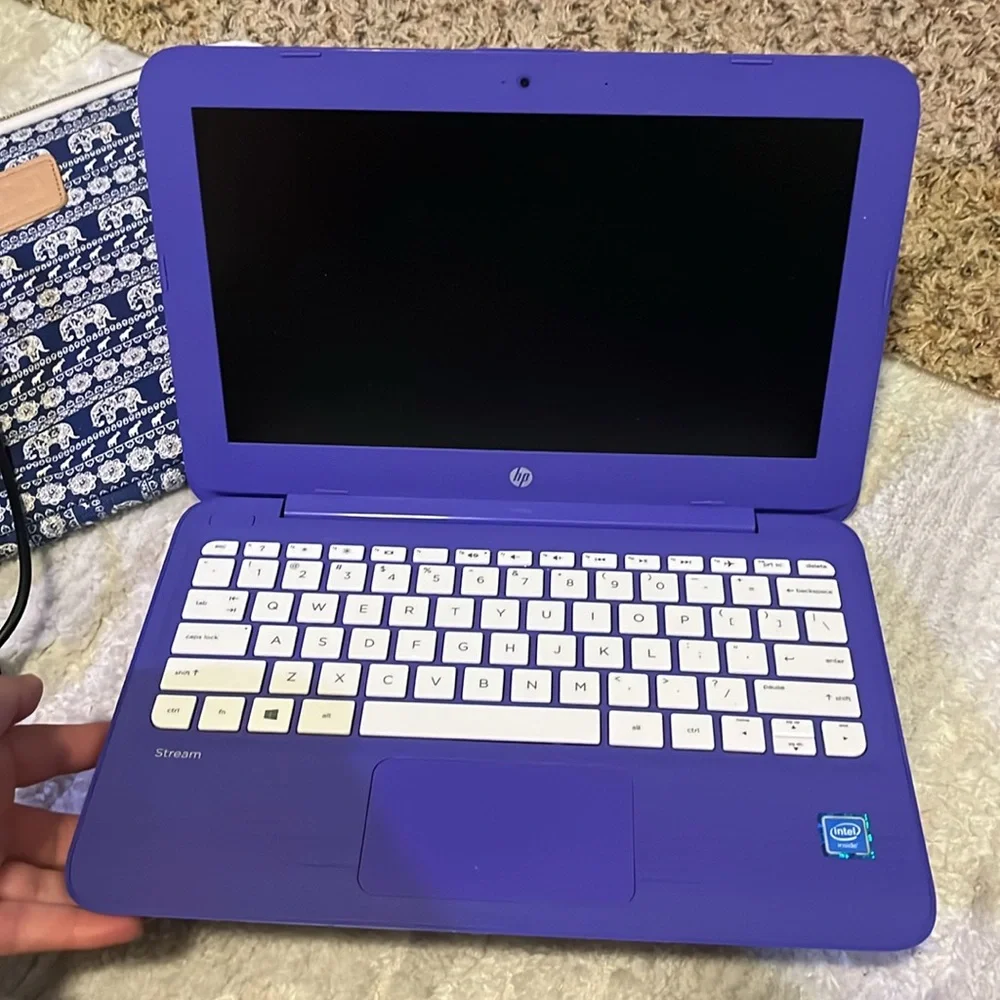 HP small laptop